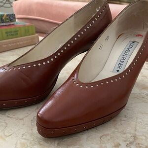 Vintage Donald Pliner Pinup Pumps